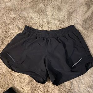 lululemon hotty hot short